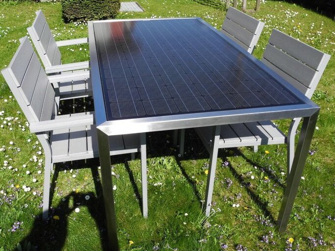 Solar garden table - solarenergy-shop.ch