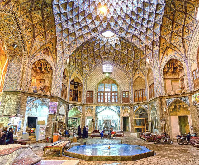 Bazaar of Kashan - iranroute.com