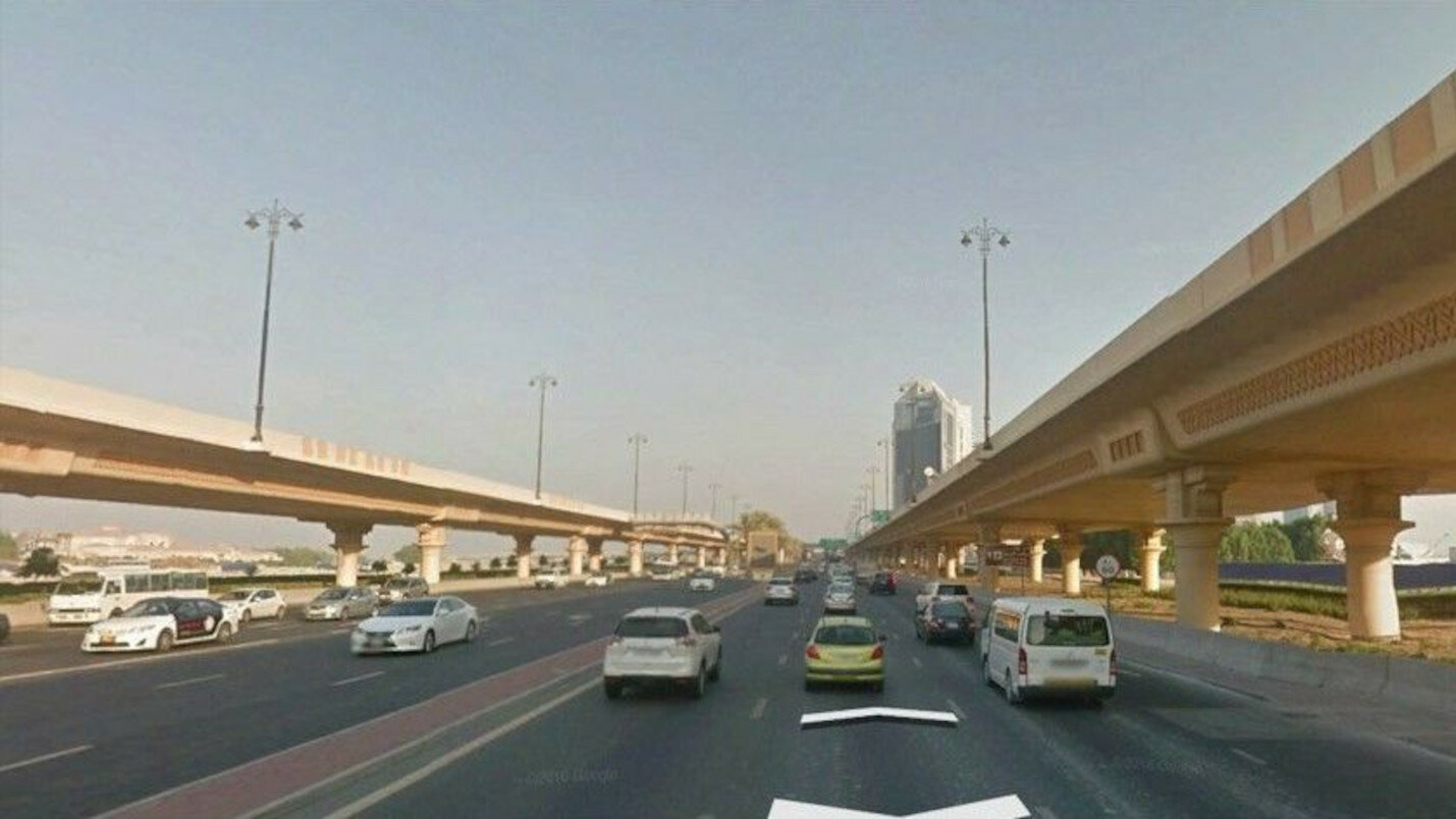 Dubai Strasse
