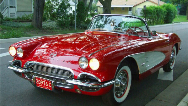 Steve Brown 1961 Chevrolet - flickr.com